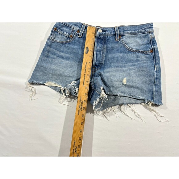 Levi's 501 Original Womens High-Rise Distressed Jean Denim Cut Off Shorts Sz 28 - Picture 4 of 12